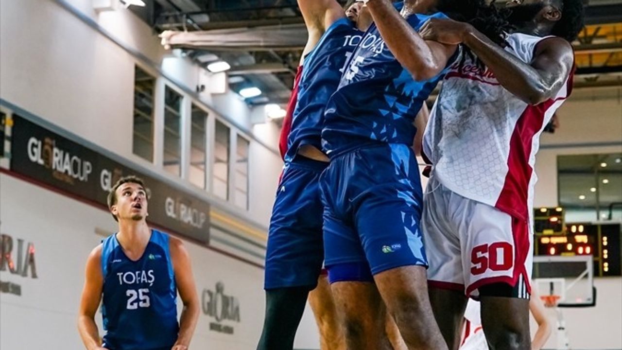Bahçeşehir Koleji Gloria Kupası'nda TOFAŞ'ı Yendi