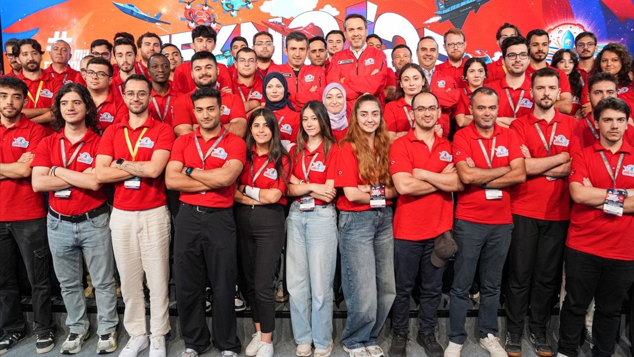 Bakan Kacır, TEKNOFEST'te Nükleer Enerji Vurgusu Yaptı