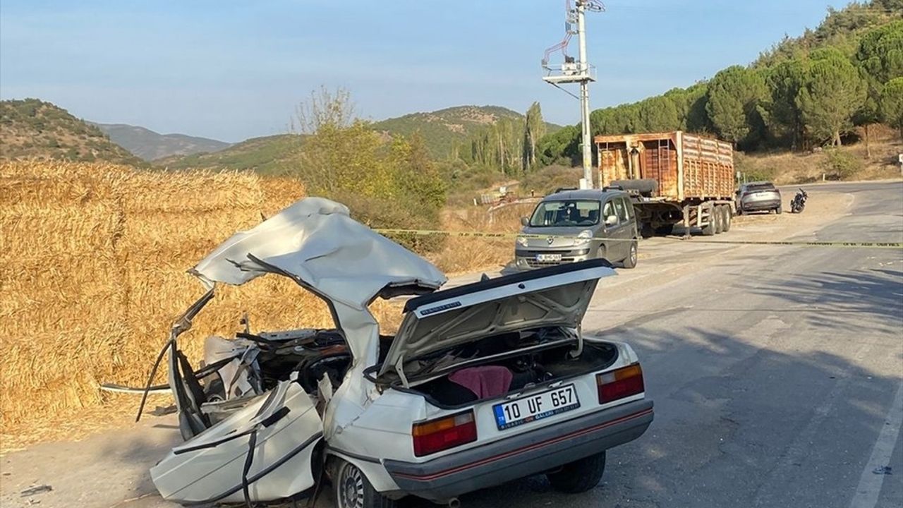 Balıkesir'de Korkunç Kaza: Sürücü Hayatını Kaybetti