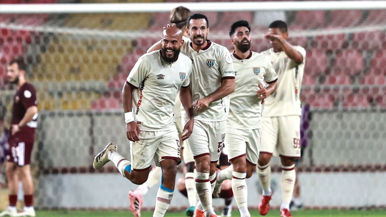 Bandırmaspor, Atakaş Hatayspor'u Farklı Geçti