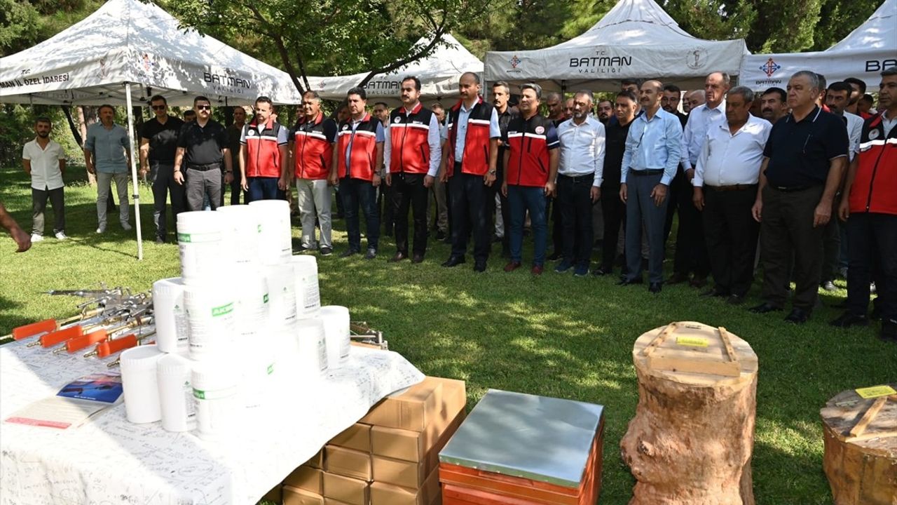 Batman'da Arıcılara Parazitlerle Mücadele İçin Destek