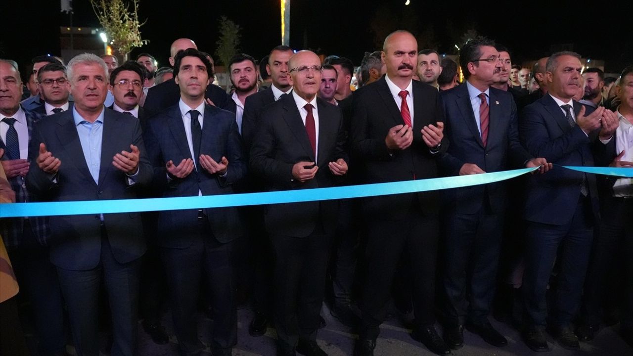 Batman'da Hazine ve Maliye Bakanı Şimşek'ten Kardeşlik Vurgusu