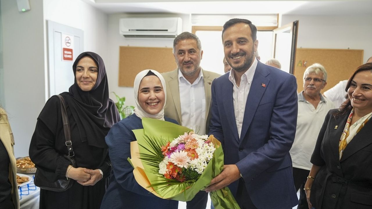 Beykoz'da AK Parti Teşkilatı Tanışma Programı Düzenlendi