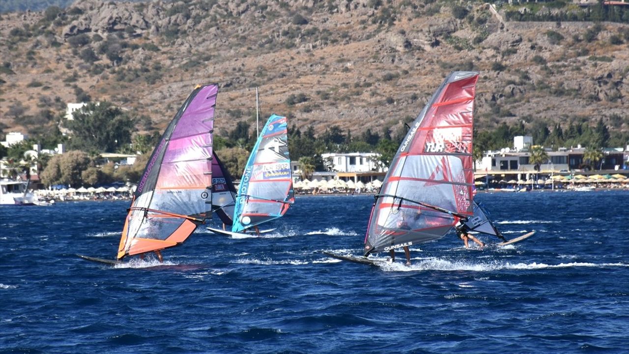 Bodrum'da Windsurf Türkiye Ligi Şampiyonası Tamamlandı