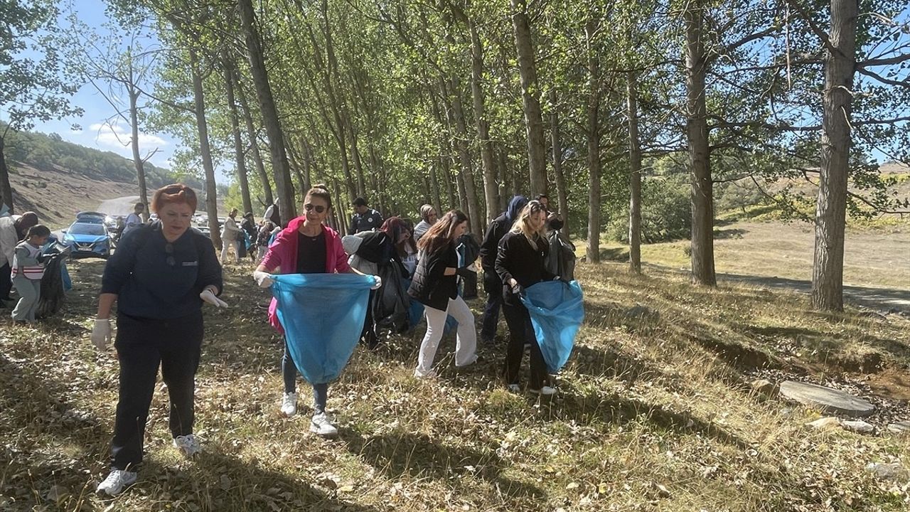 Bolu'da Gönüllülerden Temizlik Hareketi
