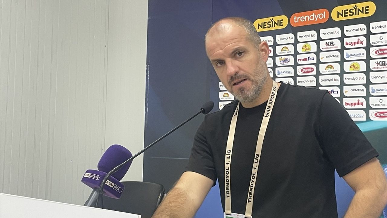 Boluspor, Eminevim Ümraniyespor'a Yenildi: Mustafa Er ve Bülent Bölükbaşı'nın Açıklamaları