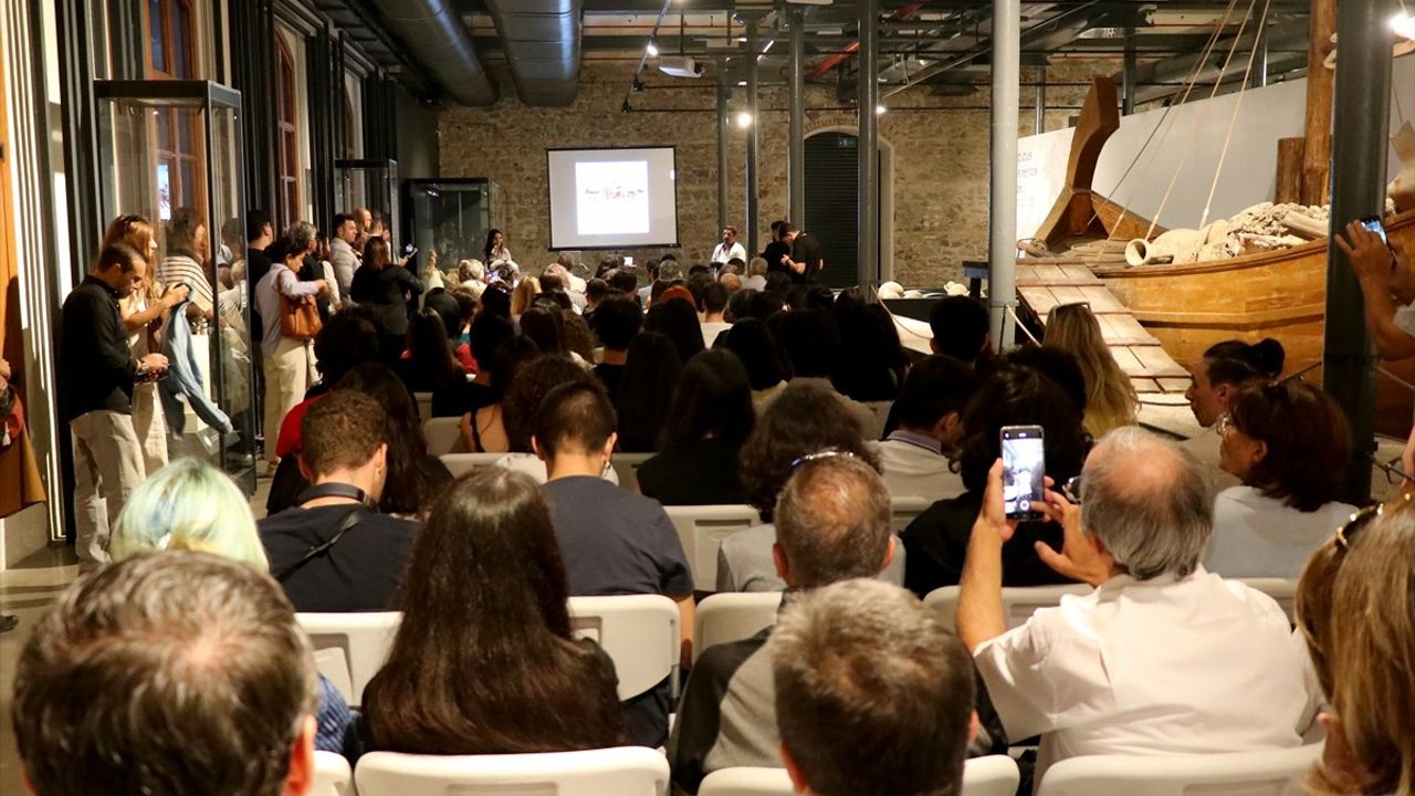 Çal Dede Belgeseli İzmir'de İzleyiciyle Buluştu