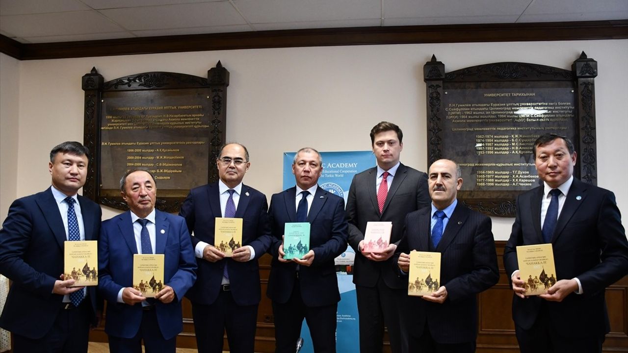 Çanakkale Savaşları'nın Önemini Anlatan Eser Üç Dile Çevrildi
