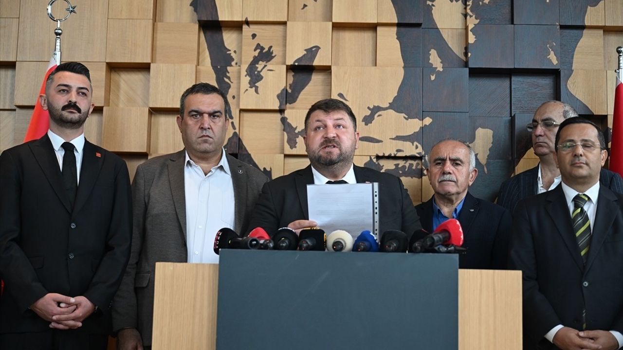 CHP İhraçları Üzerine Yapılan Açıklamalar
