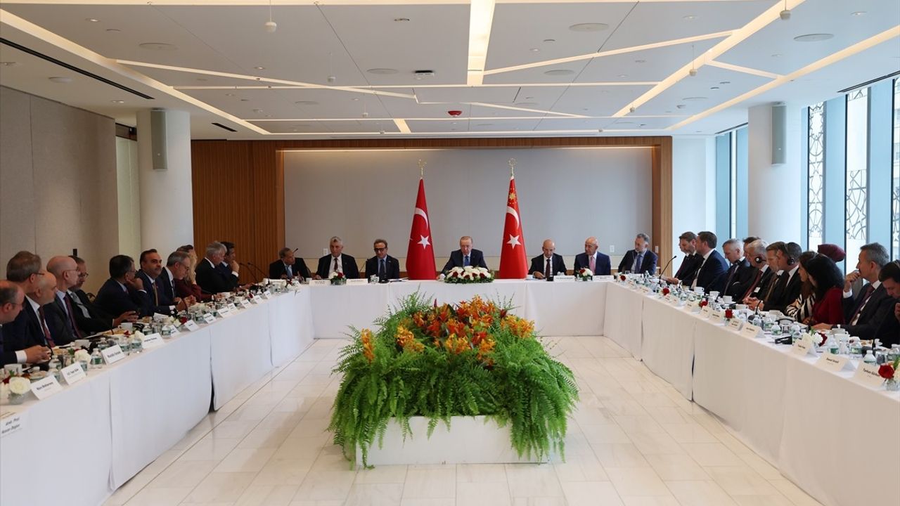 Cumhurbaşkanı Erdoğan, ABD'li İş Dünyası Temsilcileriyle Buluştu