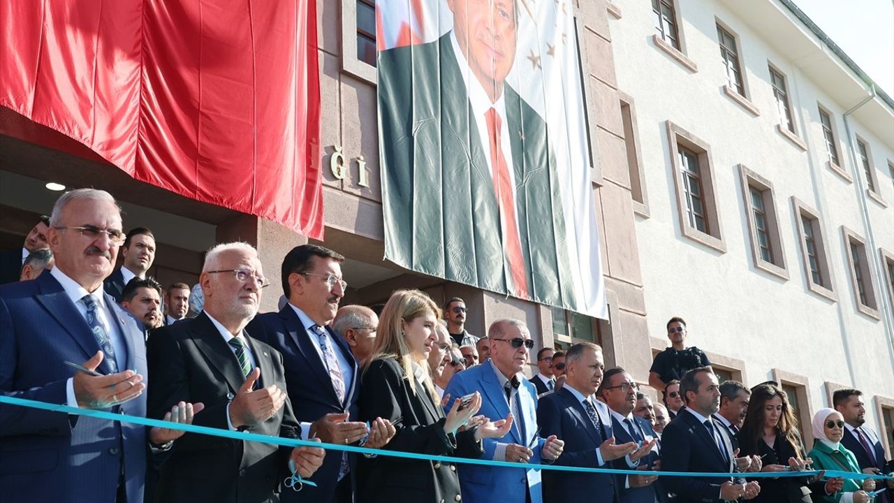 Cumhurbaşkanı Erdoğan, Malatya Valiliği'nin Yeni Binayı Açtı