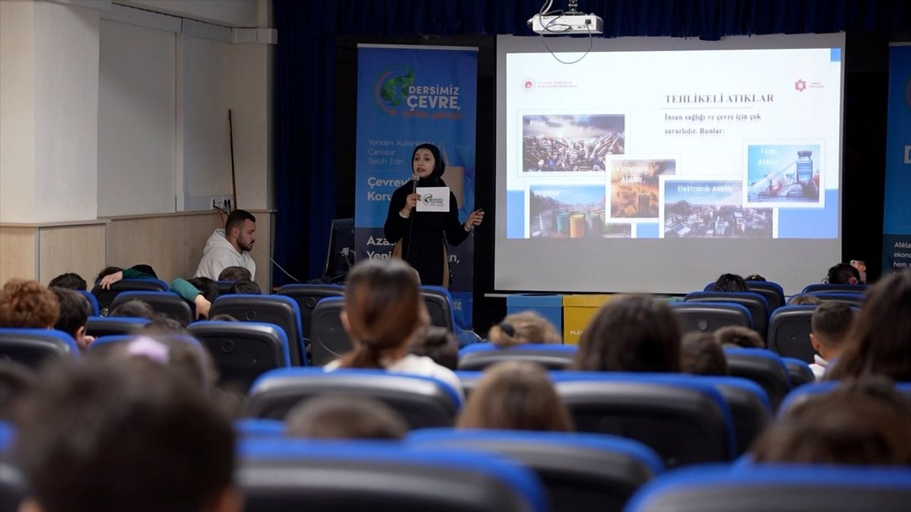 Dersimiz Çevre, Birlikte Geleceğe Projesi ile 306 Bin Öğrenciye Çevre Eğitimi Verildi