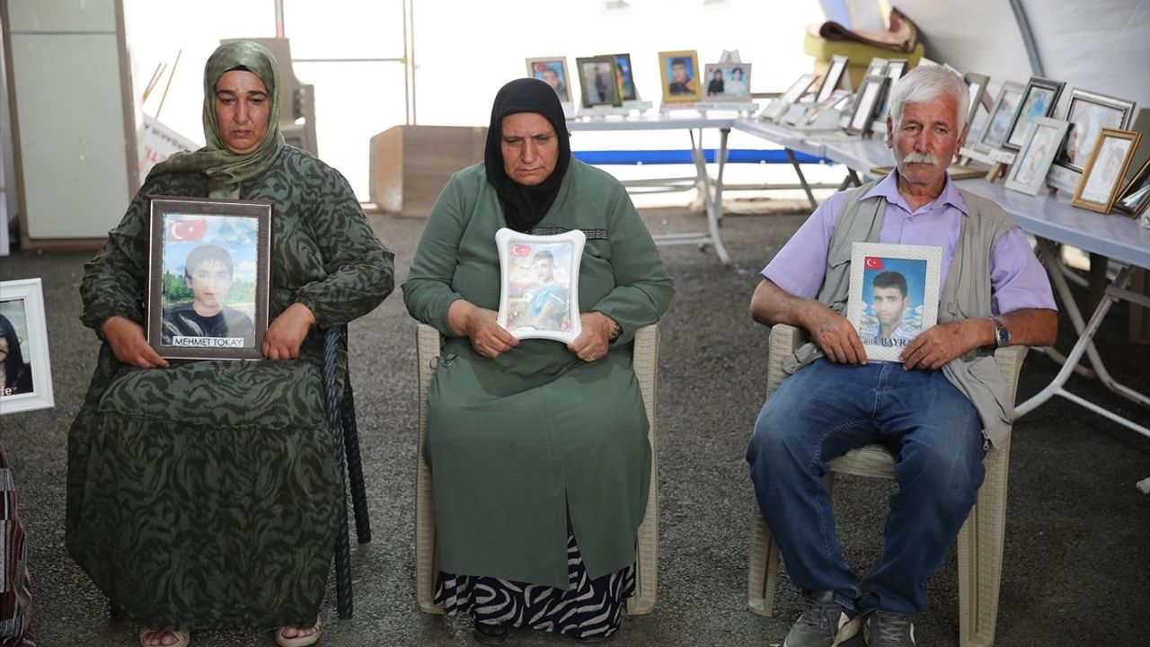 Diyarbakır Anneleri Evlat Nöbetinde 7. Yılı Dolduruyor