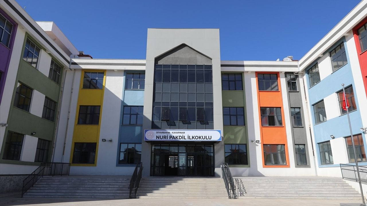 Diyarbakır'da Deprem Sonrası Eğitim Yatırımları: Yeni Okullar ve Derslikler
