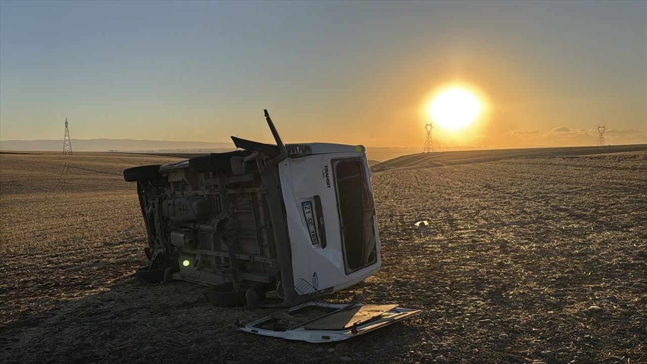 Diyarbakır'da Trafik Kazası: 9 Yaralı