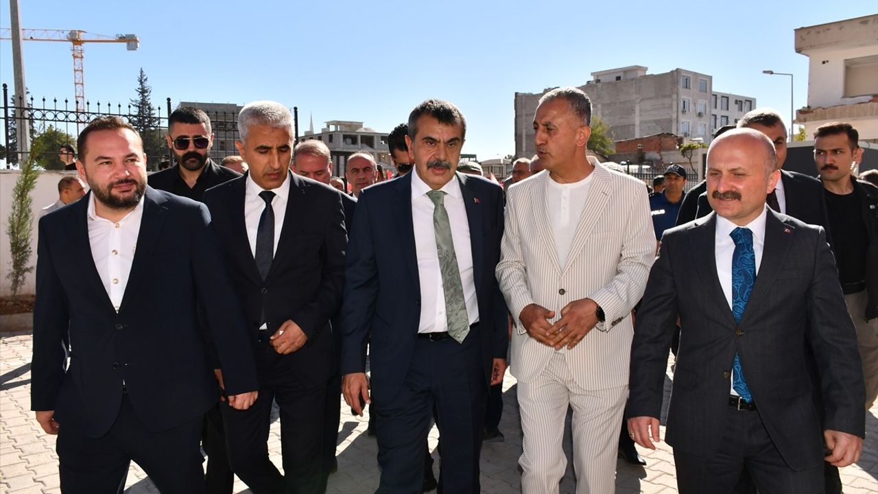 Eğitimde Devrim: Bakan Tekin Adıyaman'da Okul Açılışında Konuştu