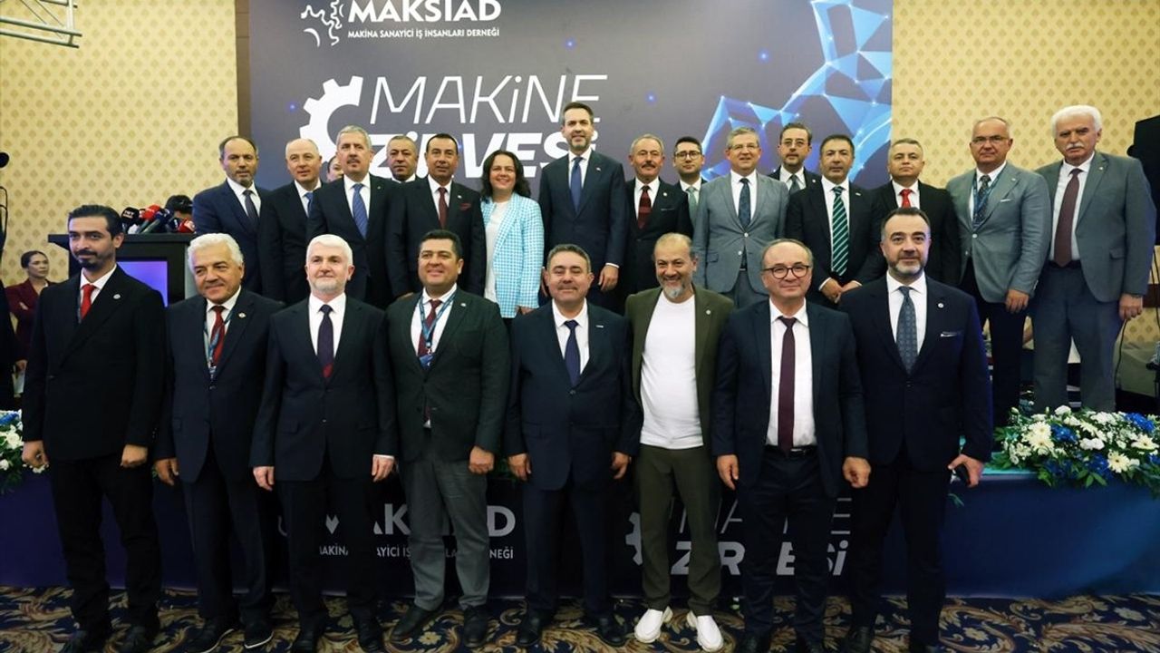 Enerji Bakanı Bayraktar'dan Denizli'deki Makine Zirvesi'nde Önemli Açıklamalar