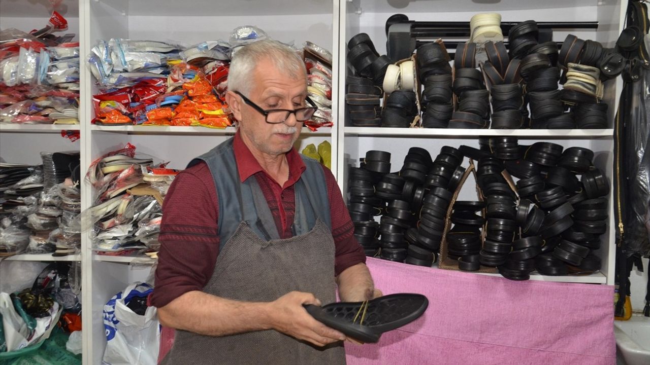 Fikret Usta: 45 Yıllık Ayakkabı Tamircisi