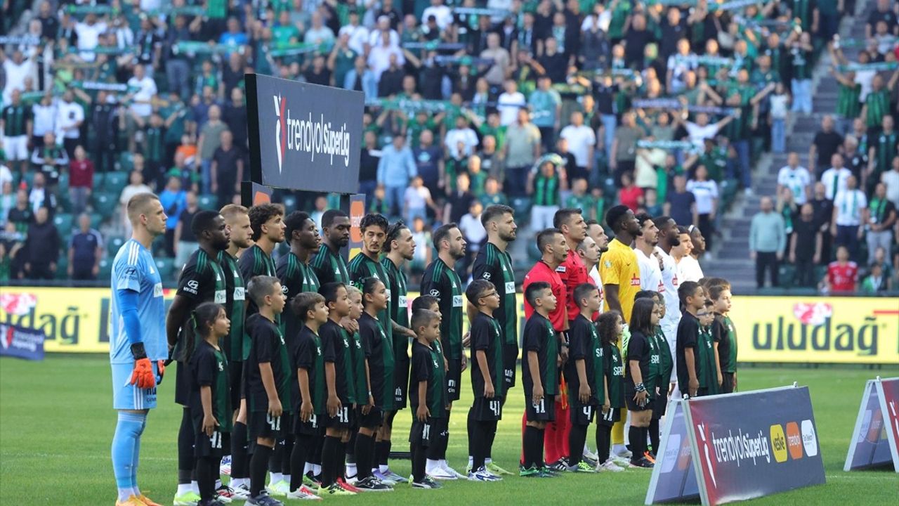 Futbol: Trendyol Süper Lig 6. Hafta Kocaelispor - Çaykur Rizespor Maç Özeti