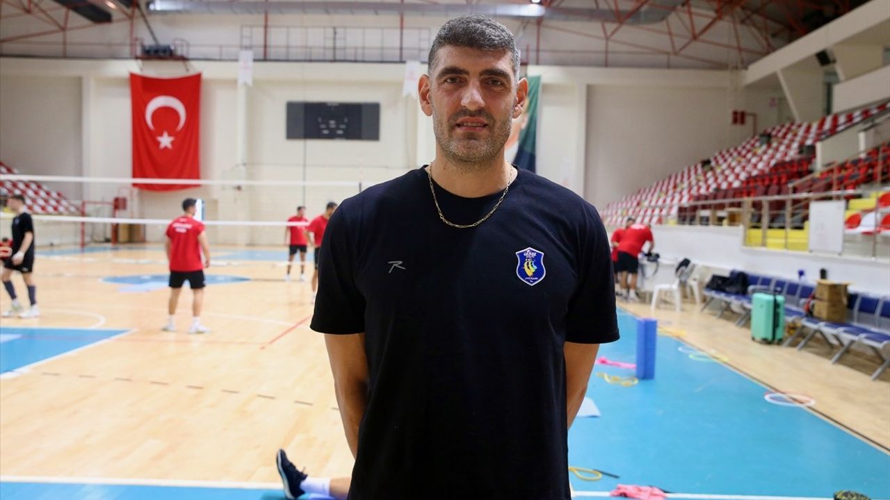 Gebze Belediye Spor Kulübü Efeler Ligi'nde Play-Off Hedefliyor