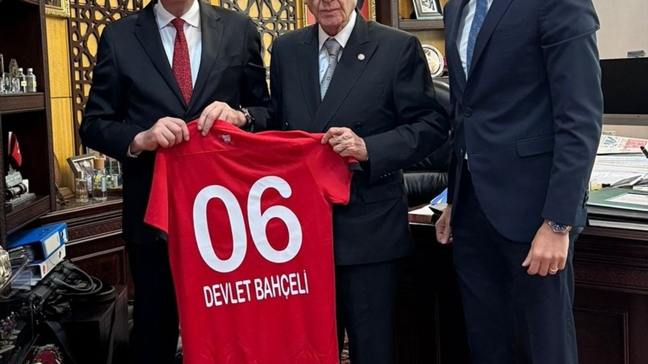 Gençlerbirliği'nden Bahçeli'ye Ziyaret
