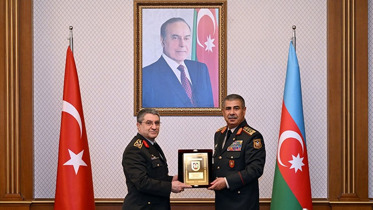 Genelkurmay Başkanı Bayraktaroğlu Azerbaycan'da Resmi Temaslarda Bulundu