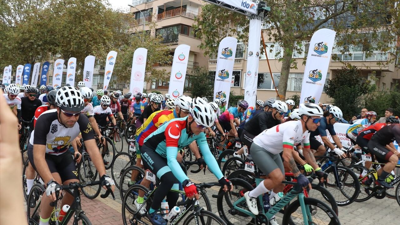 Gran Fondo Yalova 2025 Yarışında Dereceye Girenler Ödüllerini Aldı