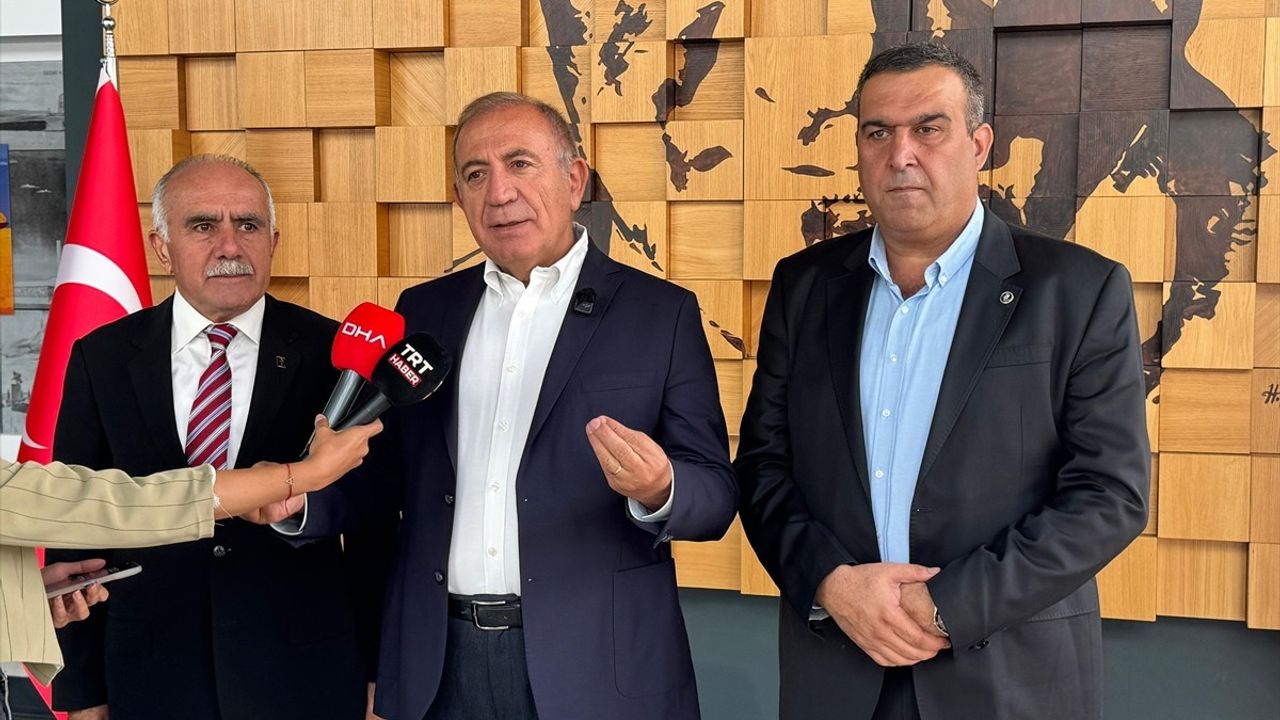Gürsel Tekin, İşten Çıkarmaya İlişkin İddialara Yanıt Verdi