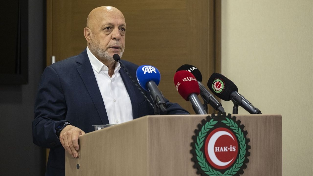 HAK-İŞ Genel Başkanı Mahmut Arslan'dan Eşit Ücret Mesajı