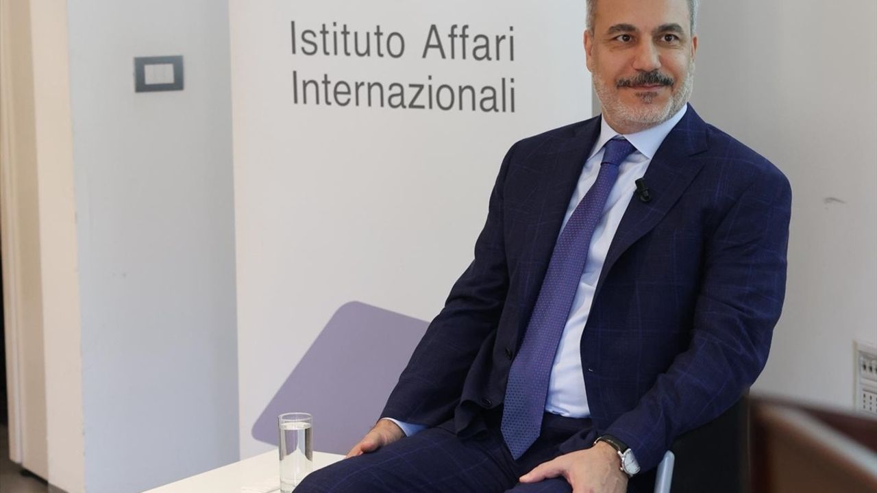 Hakan Fidan İtalya’da Önemli Mesajlar Verdi