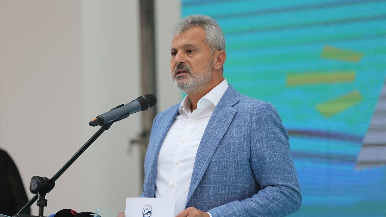 Hatay Büyükşehir Belediyesi'nden Üniversite Öğrencilere Destek Projesi