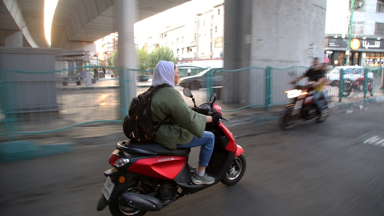 İran'da Kadınlar için Motosiklet Ehliyeti Çalışmaları
