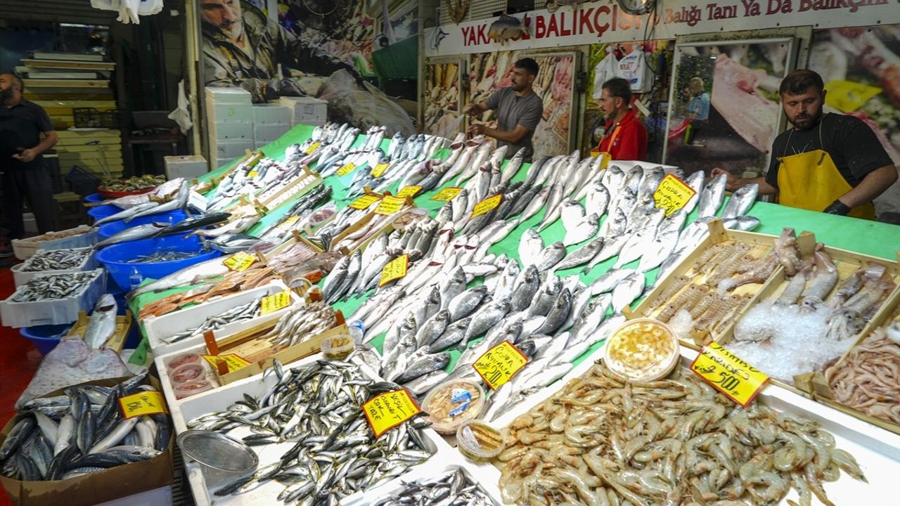 İstanbul Balık Tezgahları Sezonu Açtı