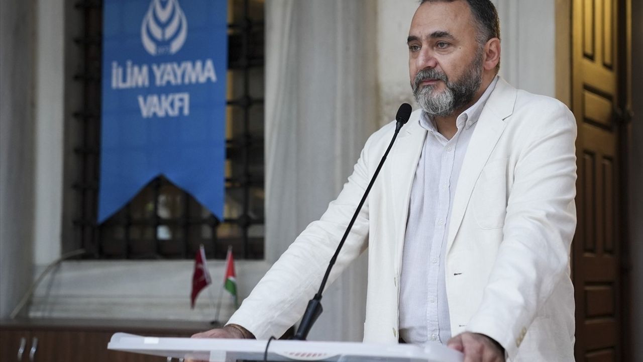 İstanbul'da Gazzeli Öğrenciler Buluştu