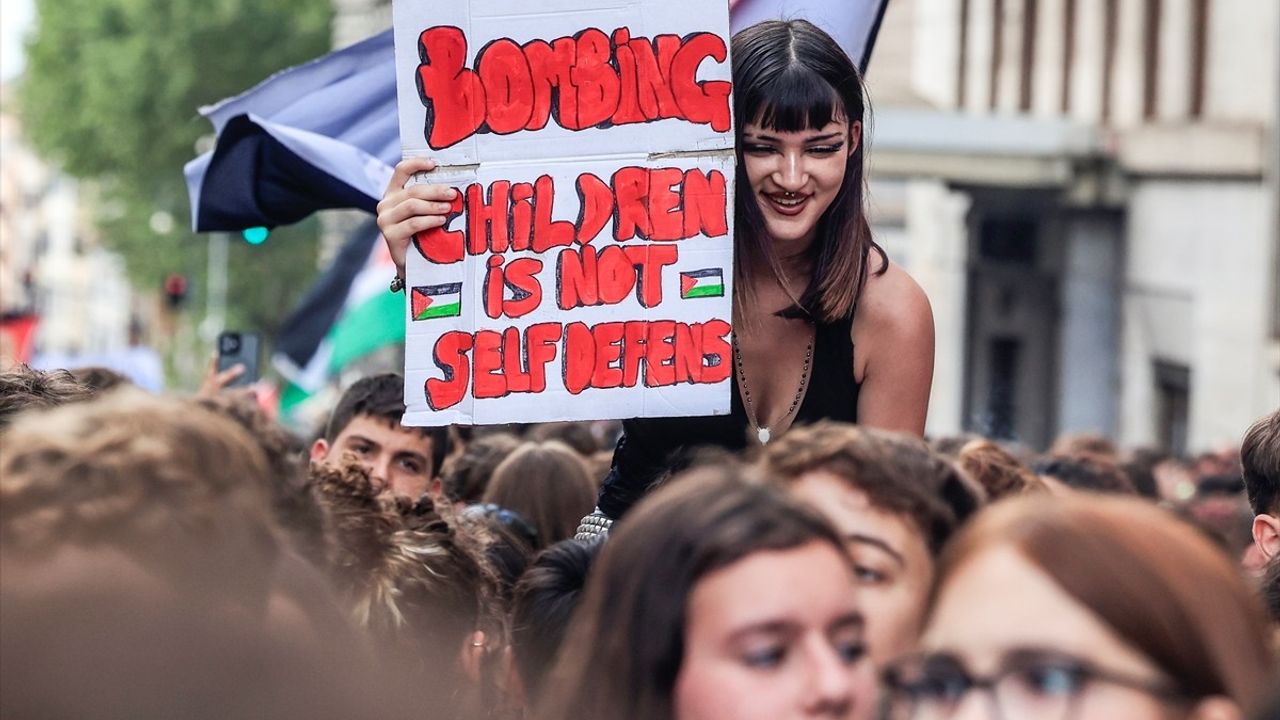 İtalya'da Gazze İçin Genel Grev ve Büyük Protesto