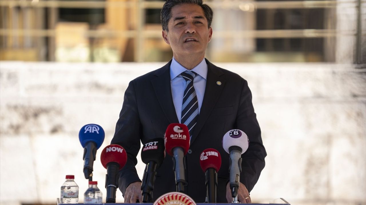 İYİ Parti'den Konser Harcamaları Soruşturmasına Tepki