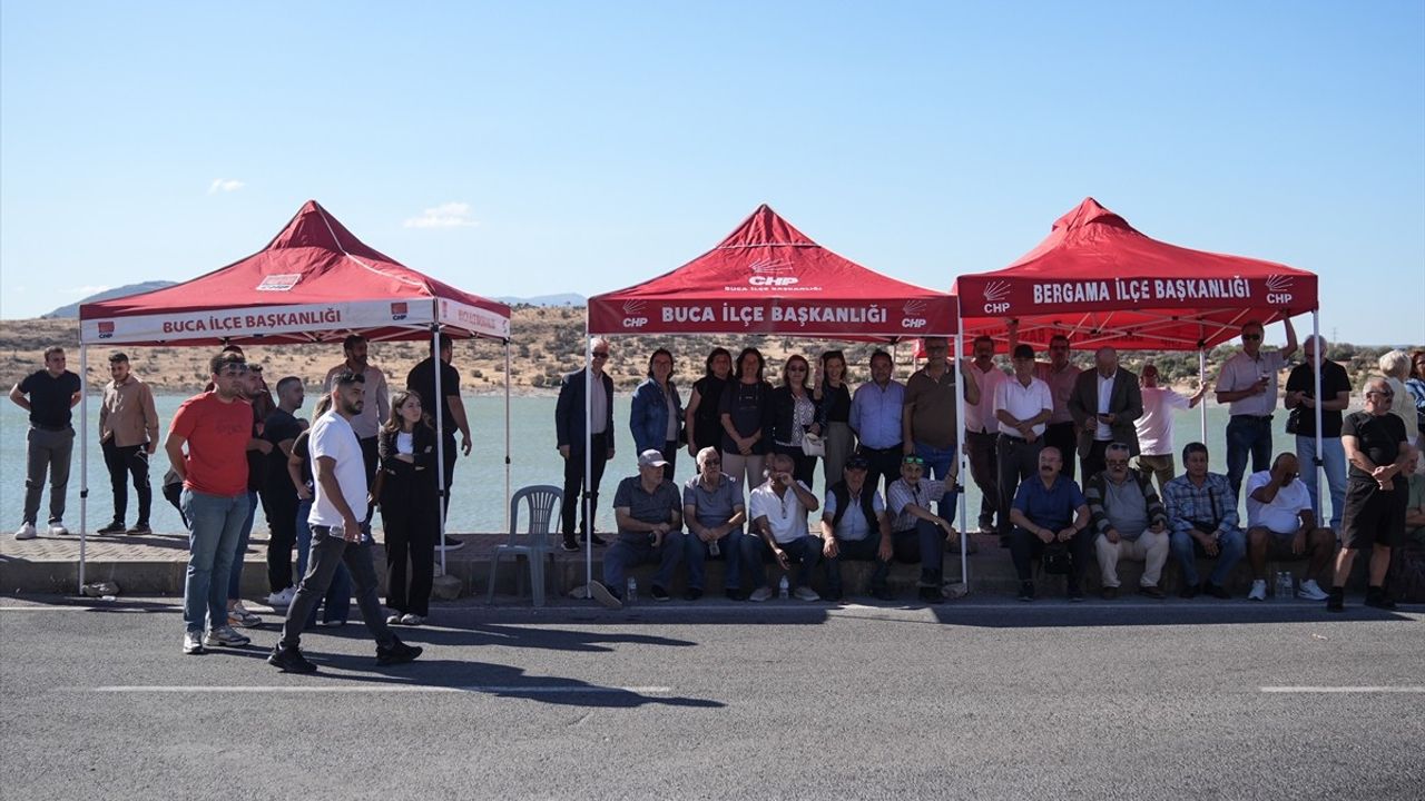 İzmir Büyükşehir Belediyesi'ne Yönelik Yolsuzluk Davası Başladı