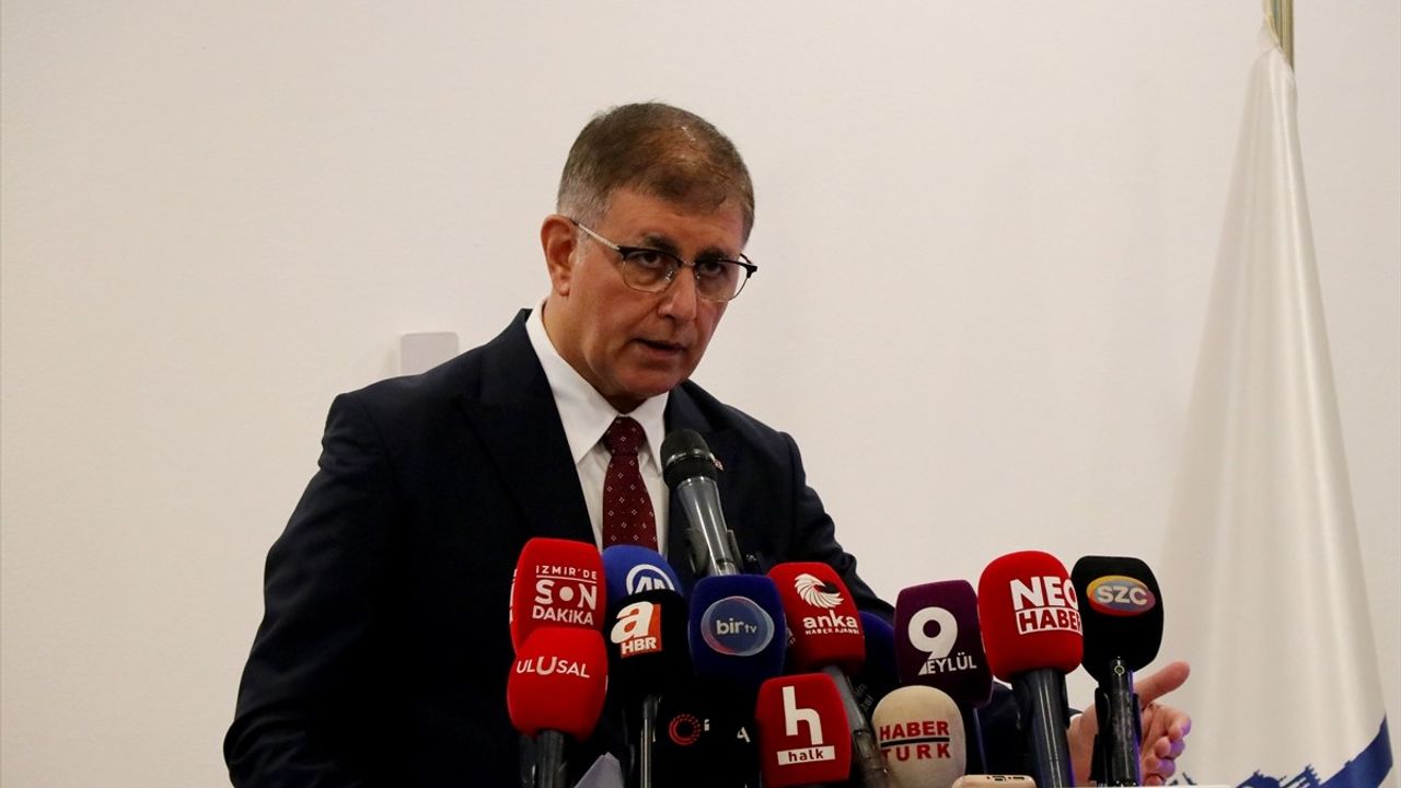 İzmir'de Çöp Sorununa İlişkin Yenilikler ve Kooperatif Davası Üzerine Açıklamalar