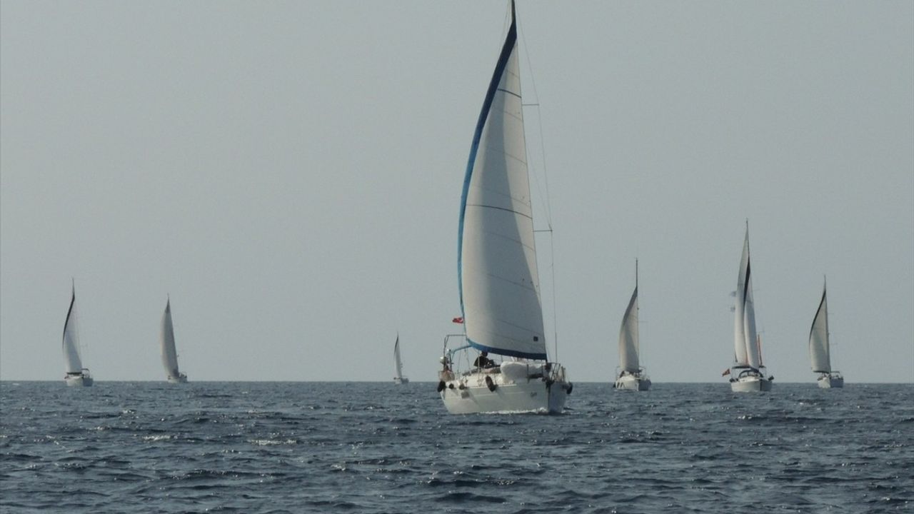 İzmir'de MW Phokaia Uluslararası Yelken Şenliği Coşkusu