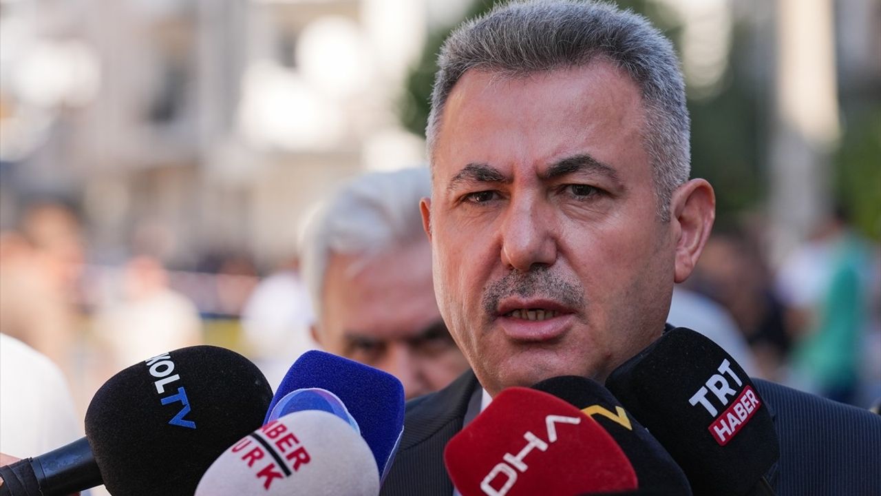 İzmir'de Polis Merkezine Silahlı Saldırı: 2 Şehit