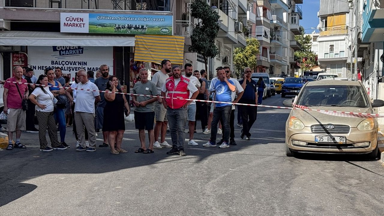 İzmir'de Silahlı Saldırı: İki Polis Şehit, Üç Yaralı