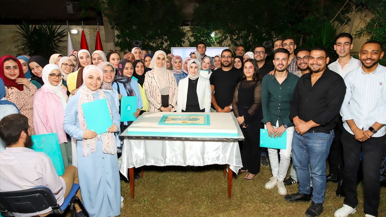 Kahire Yunus Emre Enstitüsü'nde Türkçe Sertifika Töreni Düzenlendi