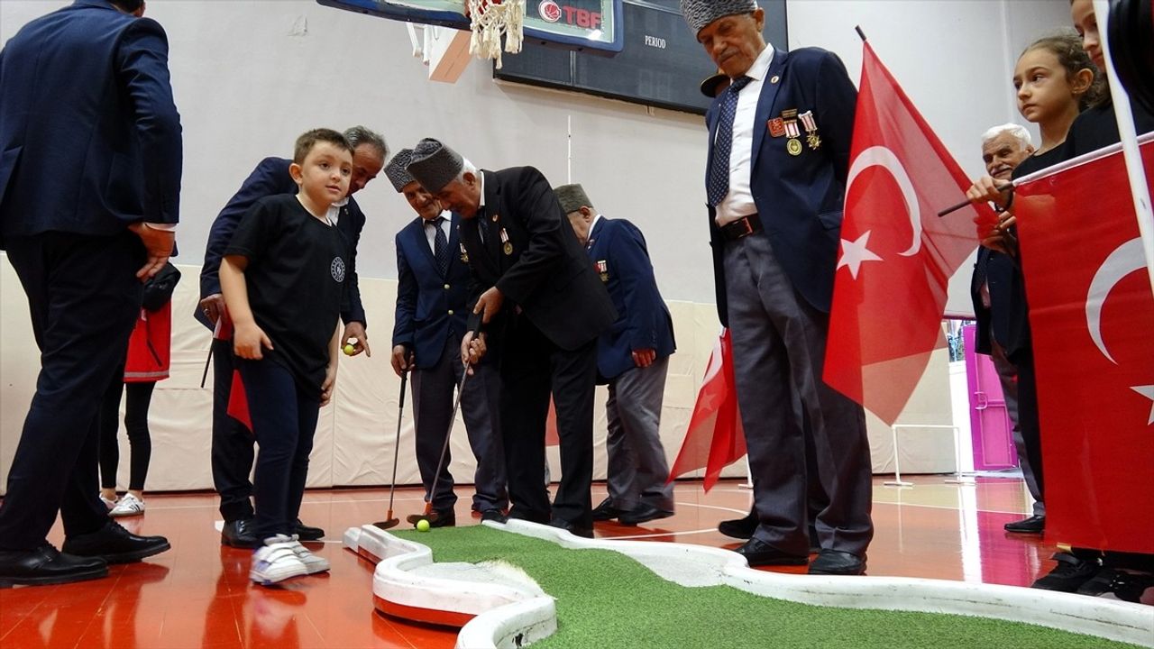 Karabük'te Gaziler ve Öğrenciler Spor Etkinliğinde Bir Araya Geldi