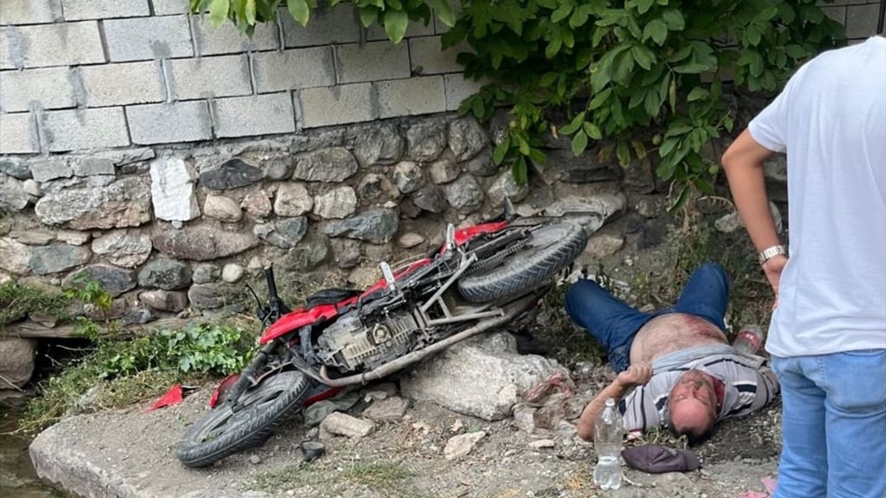 Kars'ta Kovalamaca Sonrası Kaza: Motosiklet Sürücüsü Yakalandı