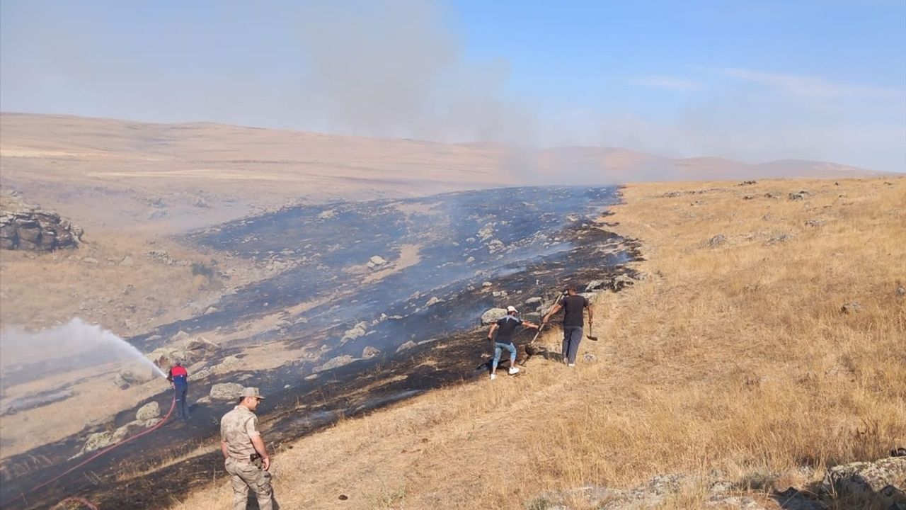Kars'taki Anız Yangını Kontrol Altına Alındı