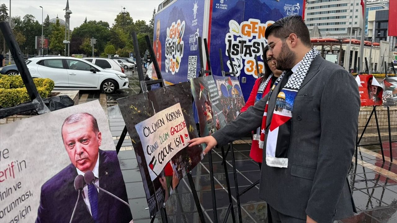 Kayseri'de Boş Sıralar Etkinliği ile Gazze'deki Çocuklara Destek