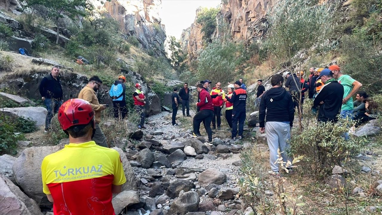 Kayseri'de Dağcı Düşmesi: Bir Kişi Hayatını Kaybetti