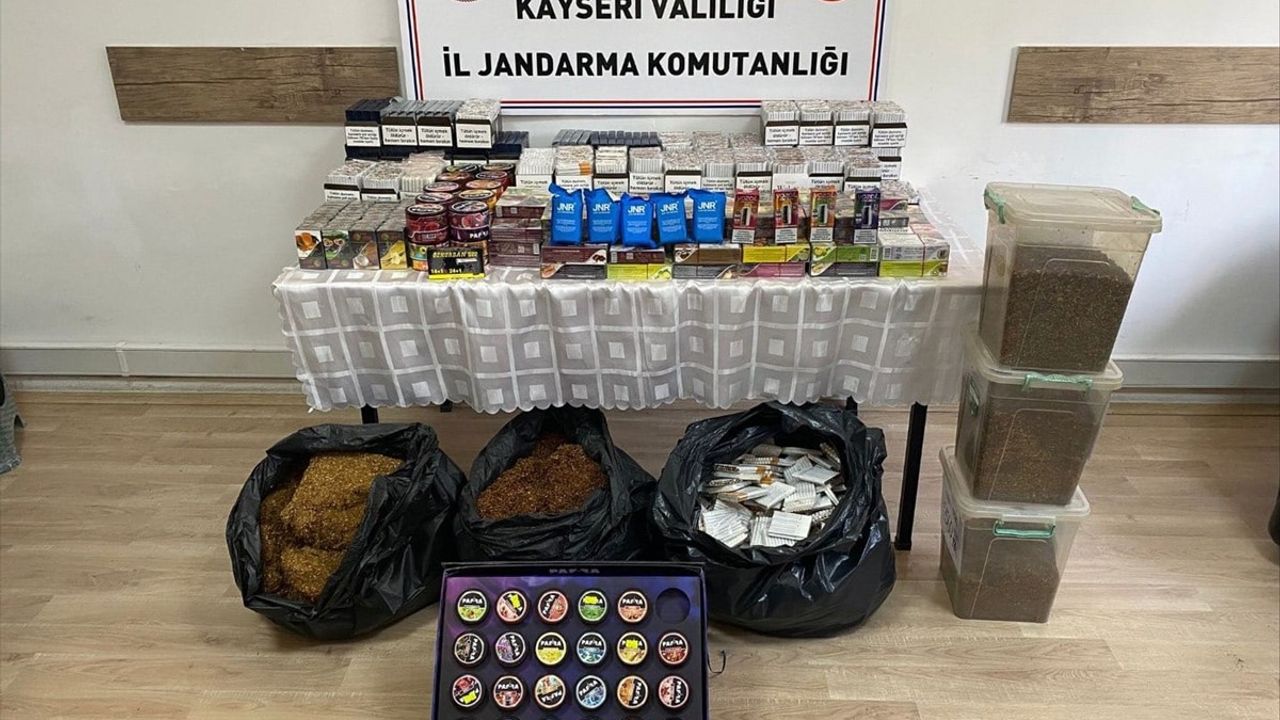 Kayseri'de Kaçak Sigara Operasyonu: 2 Şüpheli Yakalandı