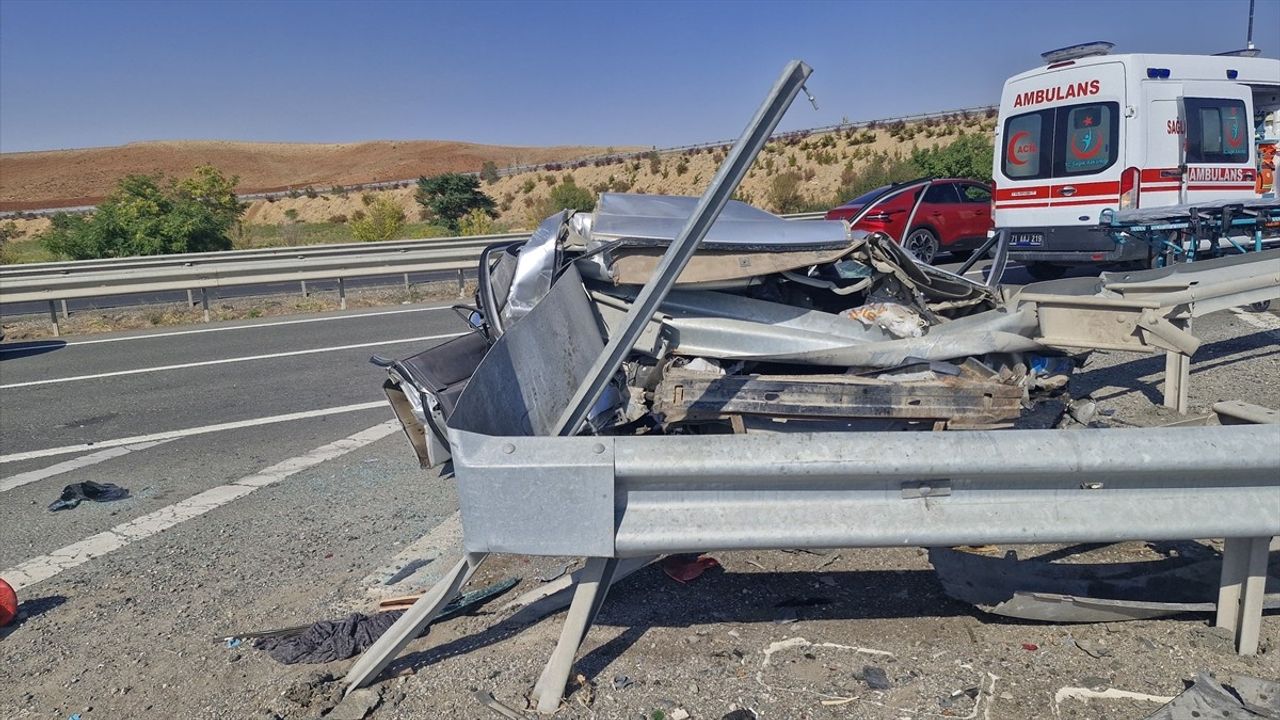 Kırıkkale'de Feci Kaza: 1 Ölü, 4 Yaralı