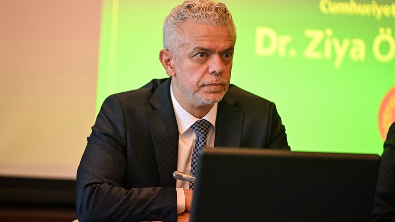KKTC Cumhuriyet Meclisi Başkanı Ziya Öztürkler Ankara'da Türk Gençleriyle Buluştu